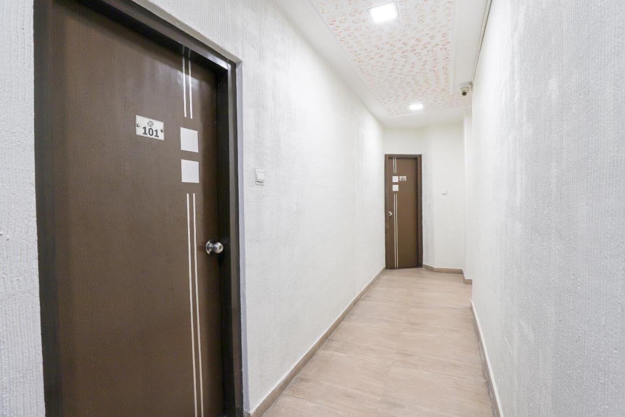 Hotel Jasmine Ahmedabad Esterno foto