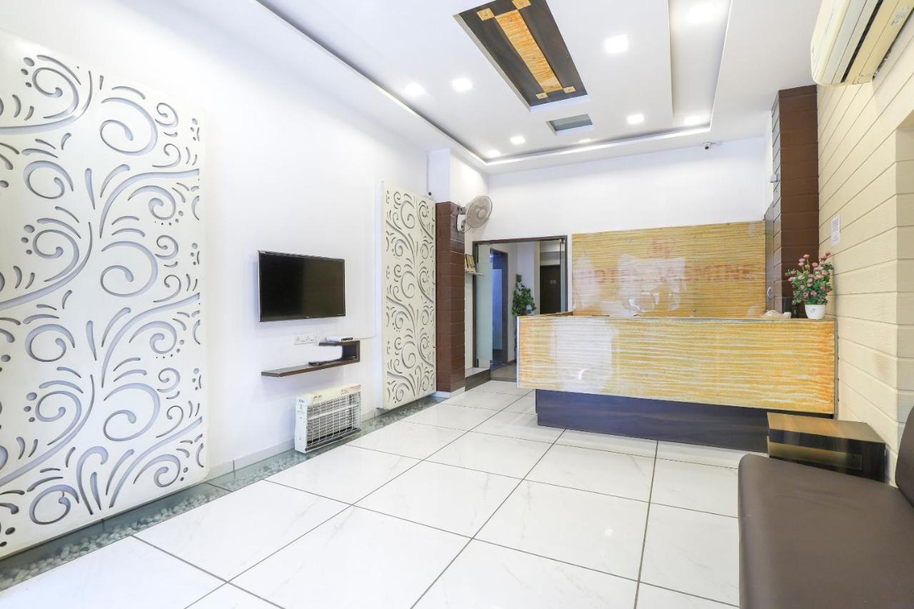 Hotel Jasmine Ahmedabad Esterno foto