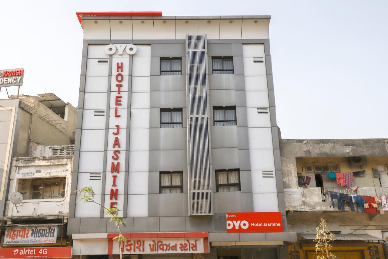 Hotel Jasmine Ahmedabad Esterno foto