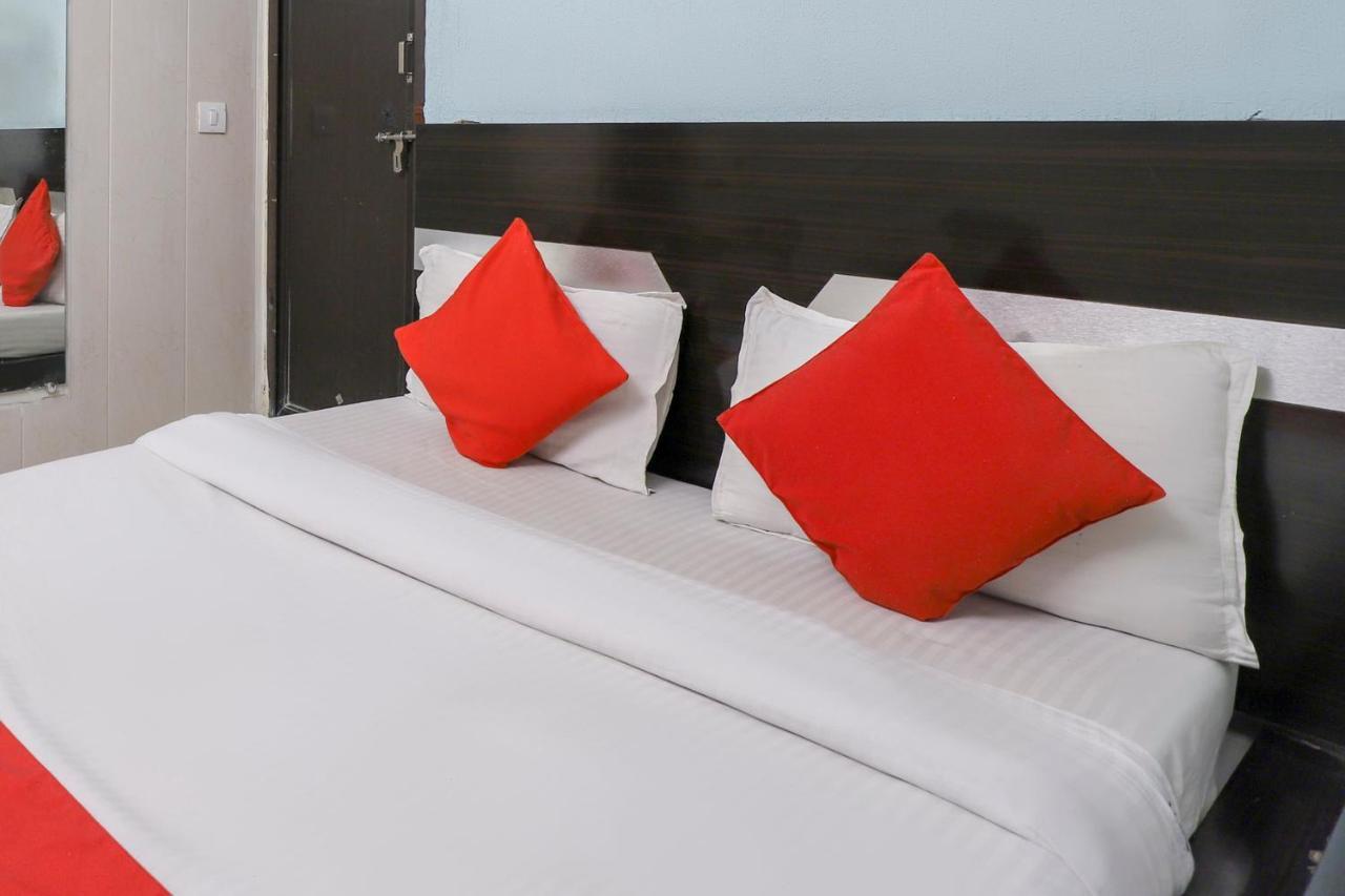 Hotel Jasmine Ahmedabad Esterno foto