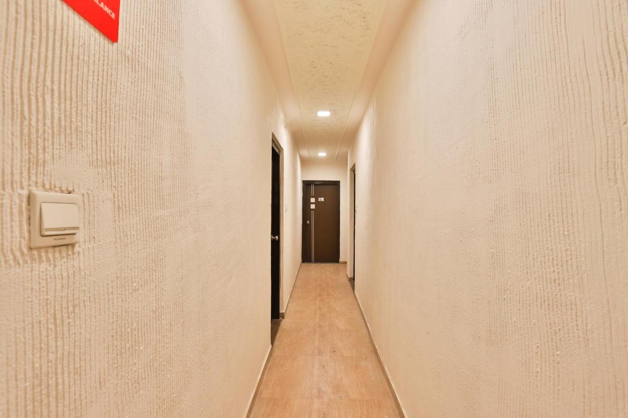 Hotel Jasmine Ahmedabad Esterno foto